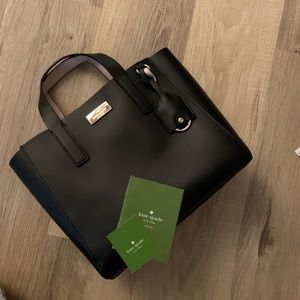 Kate spade mini nelle putnam drive black purse